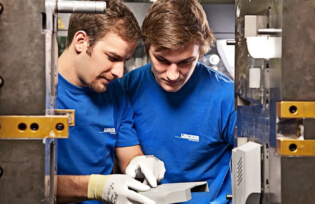 作為技術(shù)員，哪些情況下應(yīng)使用高速注射？