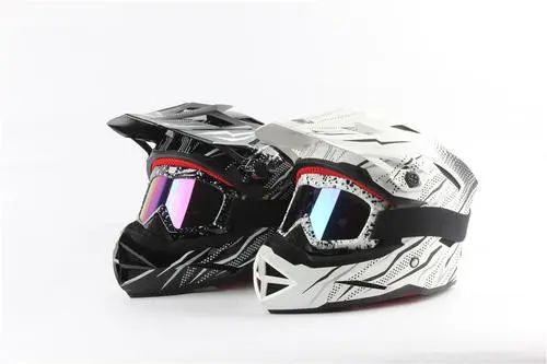 三線立式加工中心850plus機(jī)加工“頭盔模具”成新網(wǎng)紅，即將帶來(lái)一波新熱潮？(圖1)